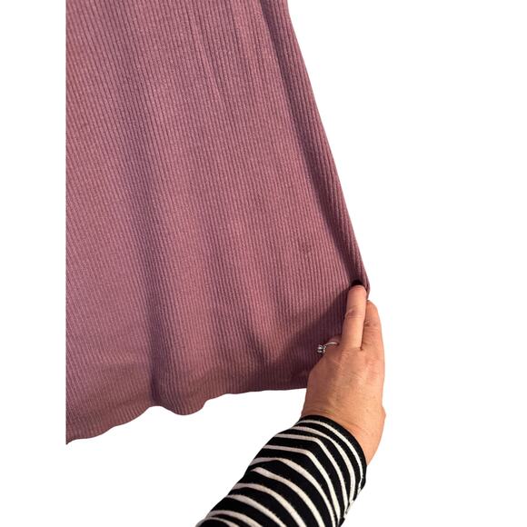 Maurice's Mauve Long sleeved waffle knit sweater with a cut-out Sx 2X - Picture 4 of 8